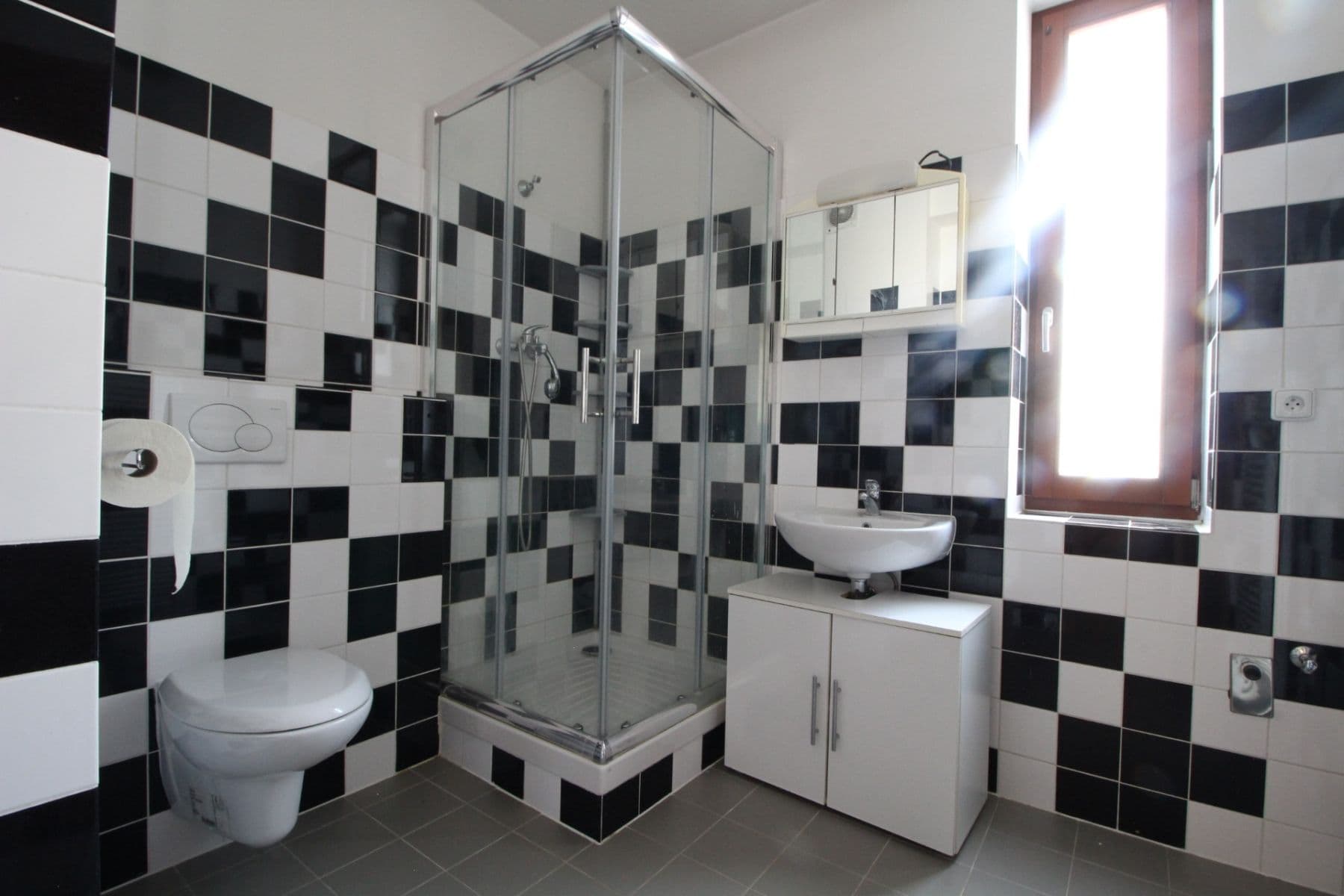 Prenájom bytu 1-izbový 42 m², Ohradní, Kamenice, Středočeský kraj Prenájom bytu 1-izbový 42 m², Ohradní, Kamenice, Středočeský kraj