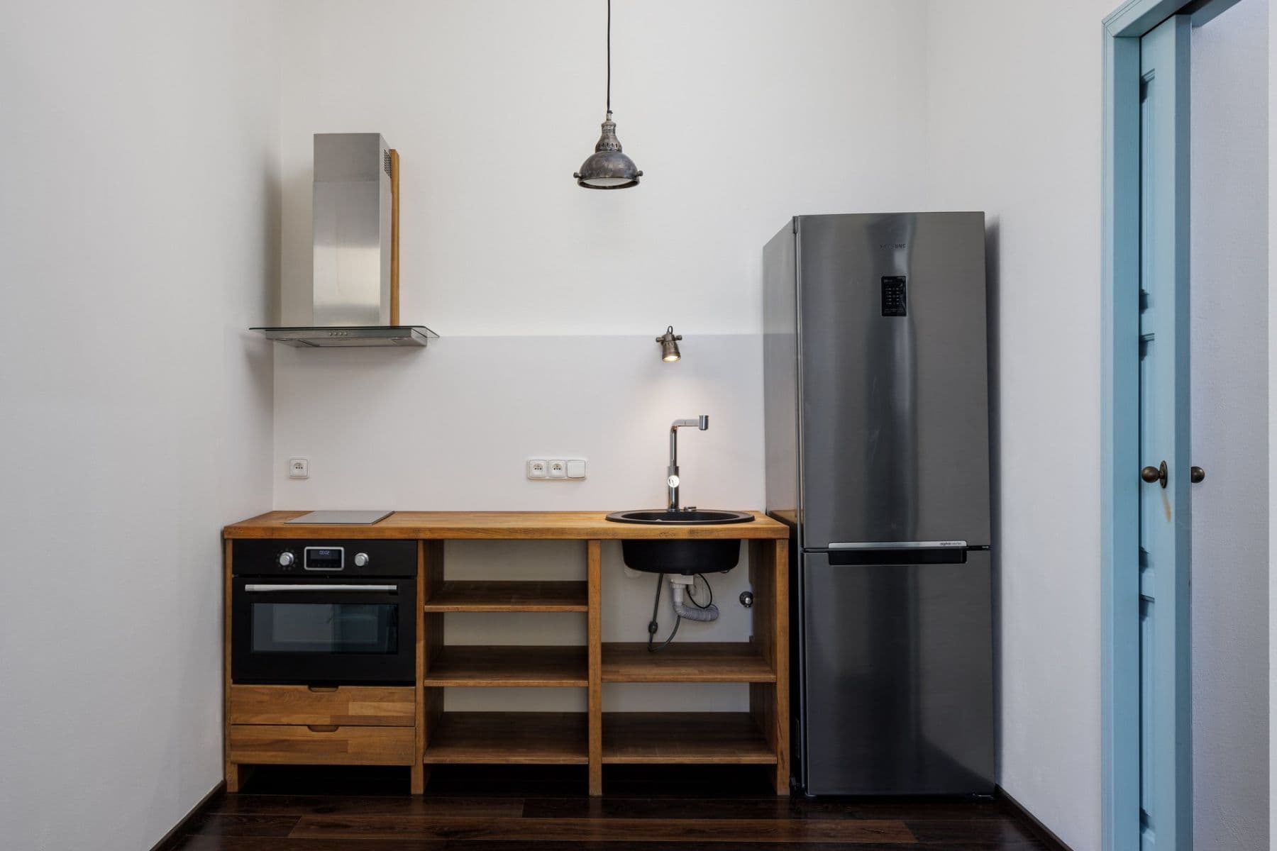 Prenájom bytu 2-izbový 43 m², Kubelíkova, Praha, Praha Prenájom bytu 2-izbový 43 m², Kubelíkova, Praha, Praha