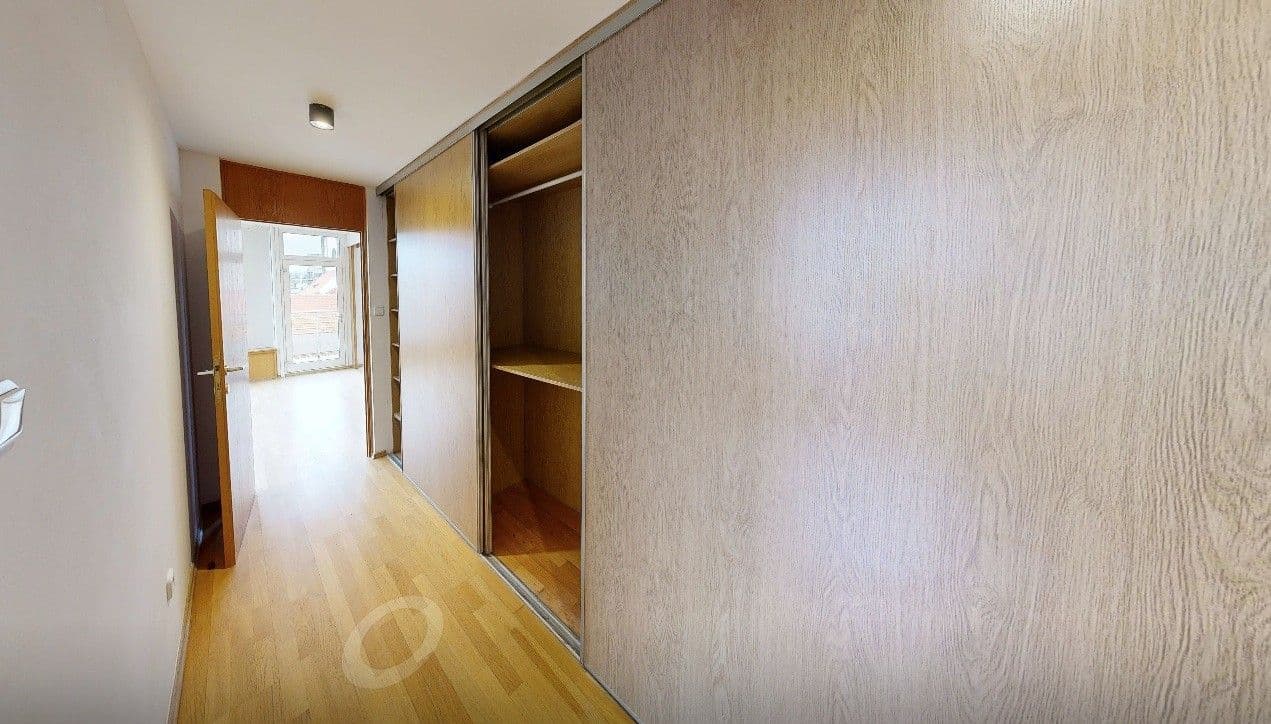 Prenájom bytu 3-izbový 130 m², Jungmannova, Praha, Praha Prenájom bytu 3-izbový 130 m², Jungmannova, Praha, Praha