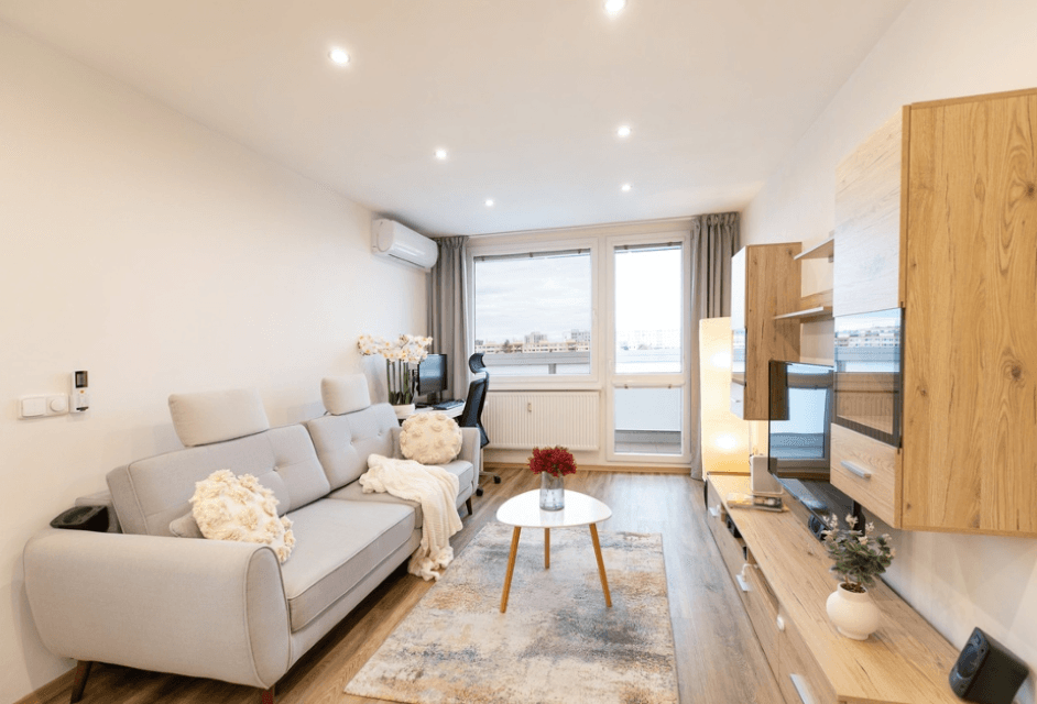 Prenájom bytu 2-izbový 45 m², Lovosická, Praha, Praha Prenájom bytu 2-izbový 45 m², Lovosická, Praha, Praha