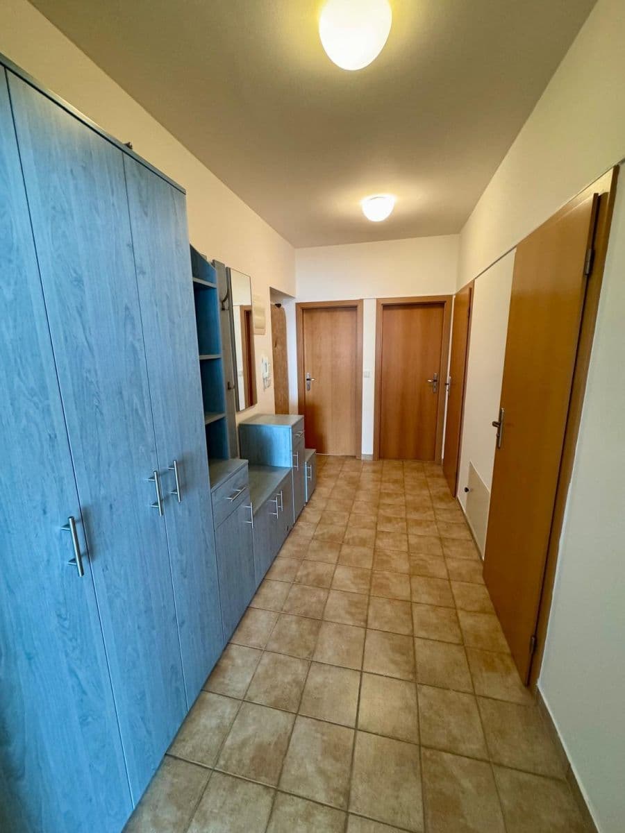 Predaj bytu 3-izbový 76 m², Pastevců, Praha, Praha Predaj bytu 3-izbový 76 m², Pastevců, Praha, Praha