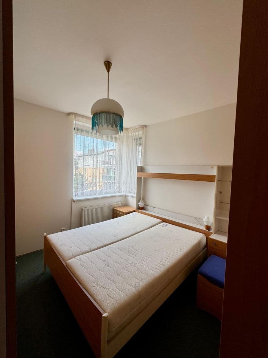 Predaj bytu 3-izbový 76 m², Pastevců, Praha, Praha Predaj bytu 3-izbový 76 m², Pastevců, Praha, Praha