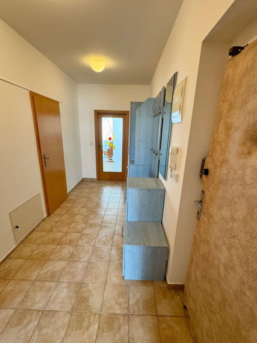 Predaj bytu 3-izbový 76 m², Pastevců, Praha, Praha Predaj bytu 3-izbový 76 m², Pastevců, Praha, Praha