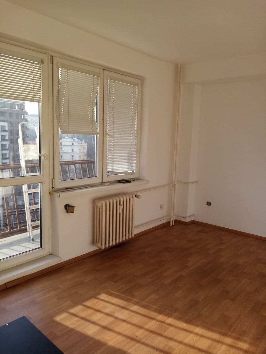 Prenájom bytu 2-izbový 55 m², Fričova, Praha, Praha Prenájom bytu 2-izbový 55 m², Fričova, Praha, Praha
