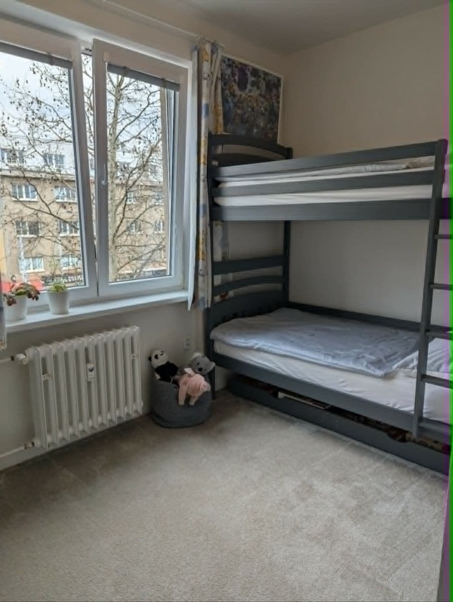 Prenájom bytu 3-izbový 53 m², Hartigova, Praha, Praha Prenájom bytu 3-izbový 53 m², Hartigova, Praha, Praha