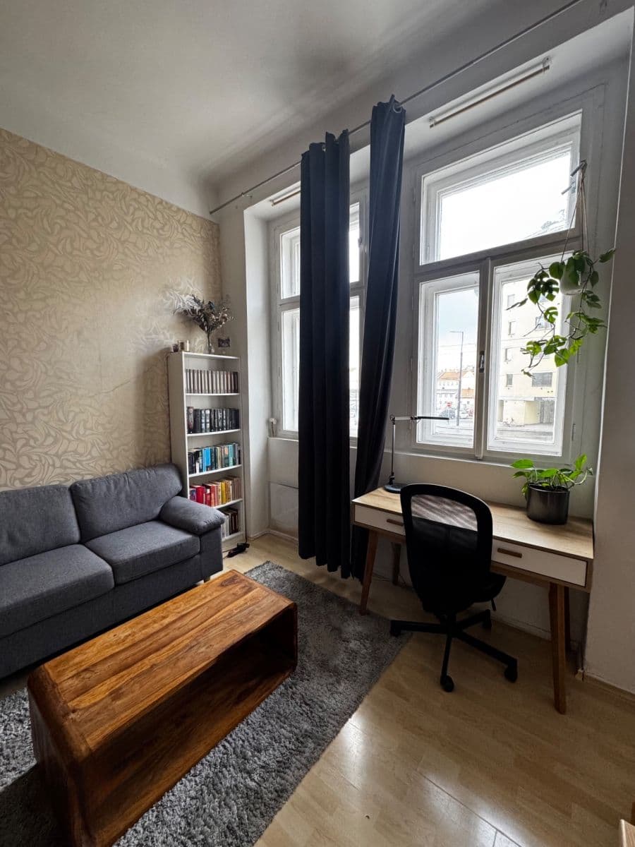 Prenájom bytu 1-izbový 22 m², Na Žertvách, Praha, Praha Prenájom bytu 1-izbový 22 m², Na Žertvách, Praha, Praha