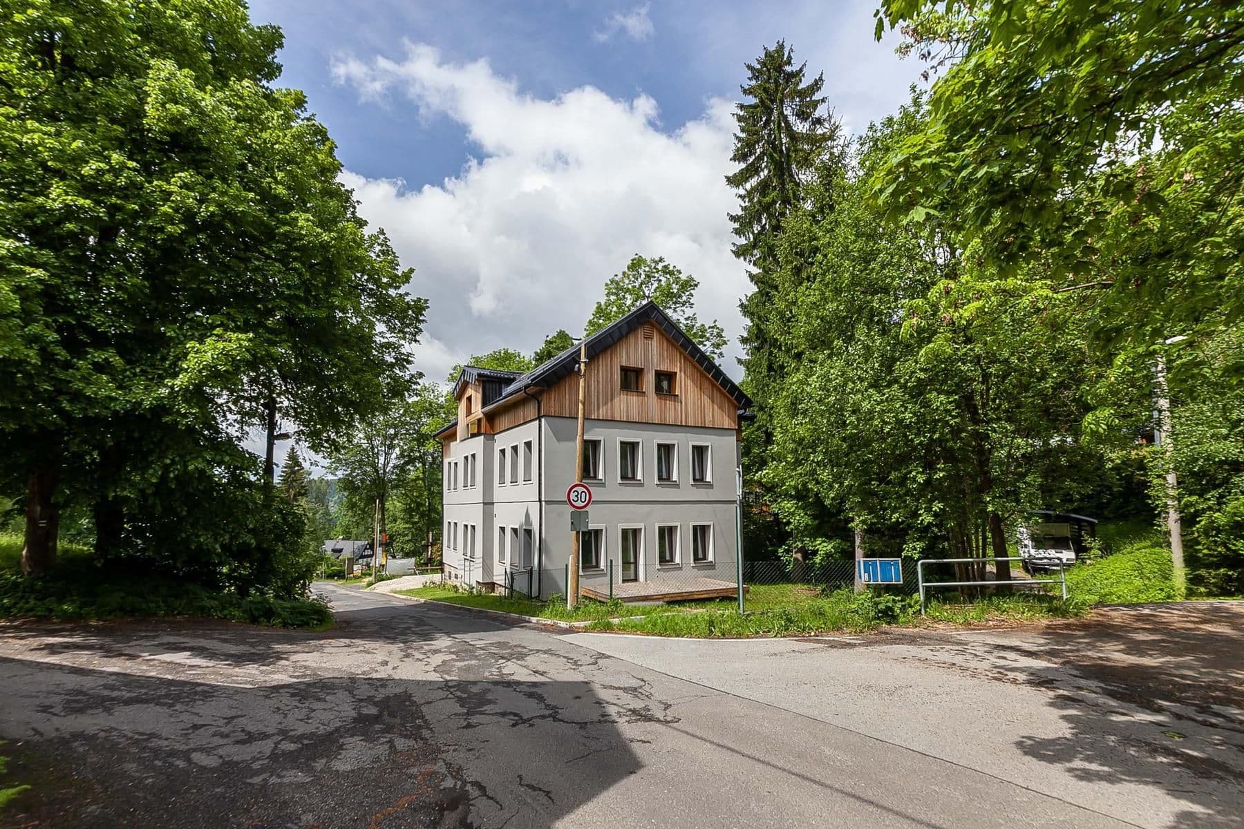 Predaj bytu 2-izbový 65 m², Janov nad Nisou, Liberecký kraj Predaj bytu 2-izbový 65 m², Janov nad Nisou, Liberecký kraj