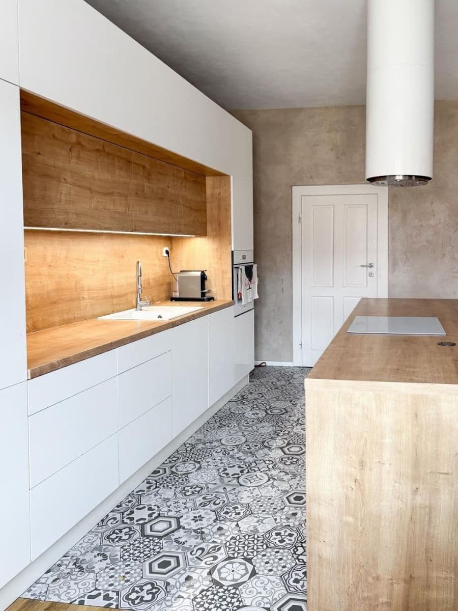 Prenájom bytu 3-izbový 90 m², Kotlářská, Brno, Jihomoravský kraj Prenájom bytu 3-izbový 90 m², Kotlářská, Brno, Jihomoravský kraj