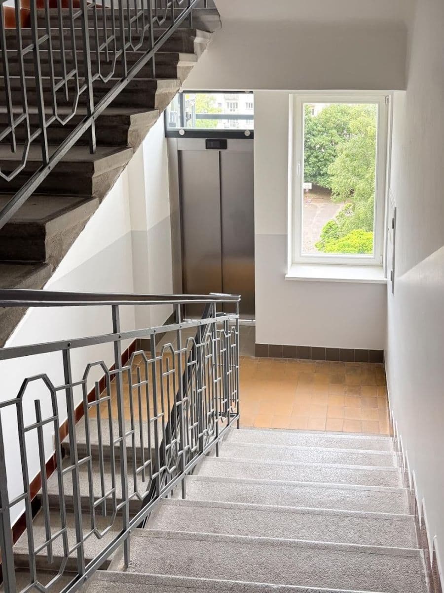 Prenájom bytu 3-izbový 90 m², Kotlářská, Brno, Jihomoravský kraj Prenájom bytu 3-izbový 90 m², Kotlářská, Brno, Jihomoravský kraj