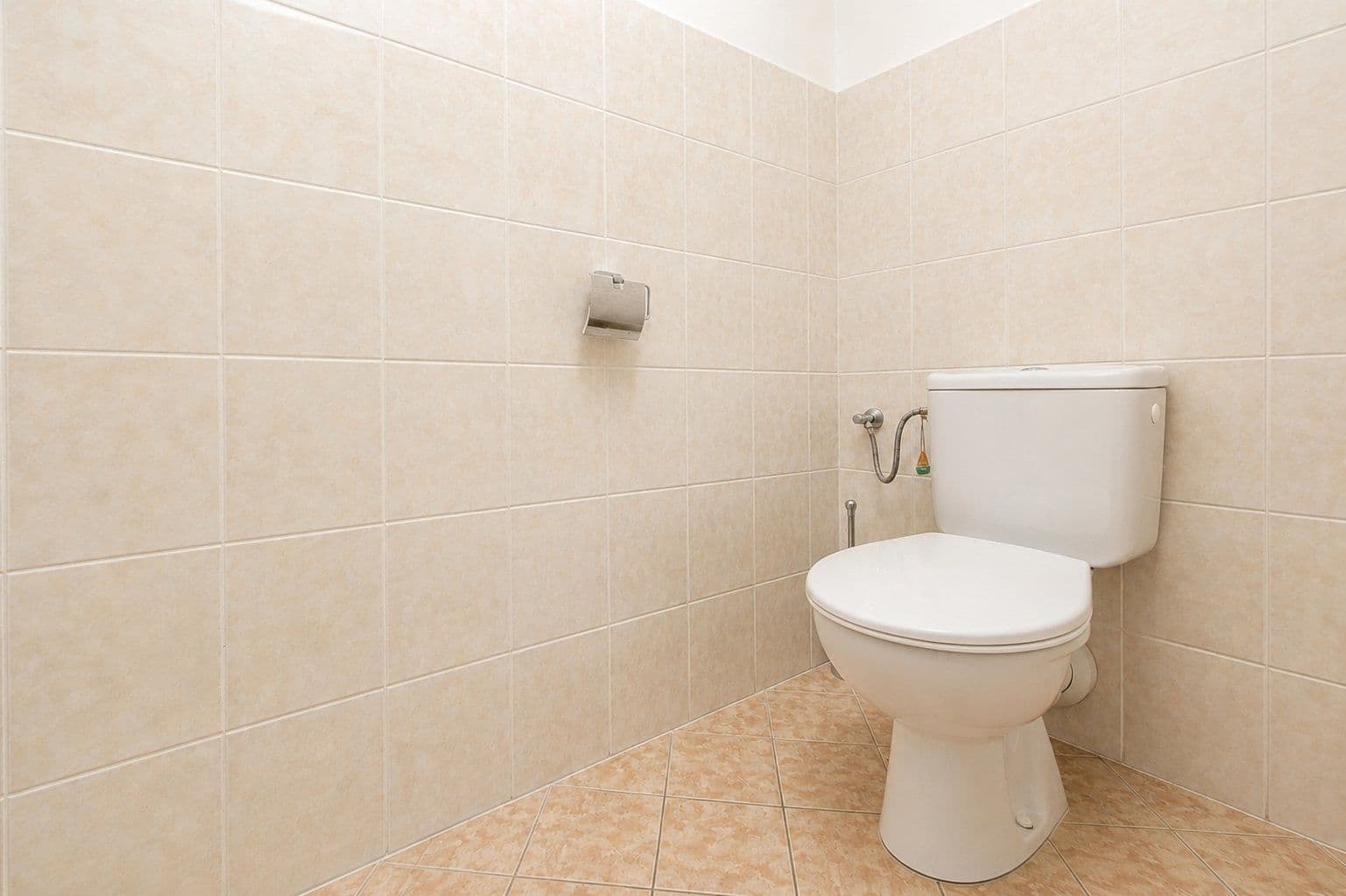 Prenájom bytu 1-izbový 50 m², Kmochova, Hostivice, Středočeský kraj Prenájom bytu 1-izbový 50 m², Kmochova, Hostivice, Středočeský kraj