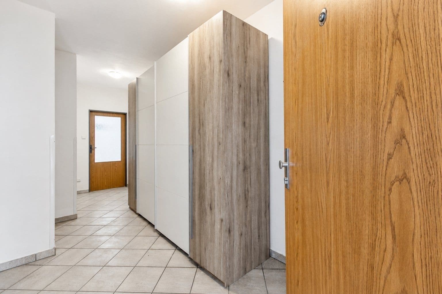 Prenájom bytu 1-izbový 50 m², Kmochova, Hostivice, Středočeský kraj Prenájom bytu 1-izbový 50 m², Kmochova, Hostivice, Středočeský kraj
