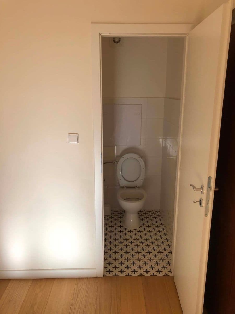 Prenájom bytu 3-izbový 75 m², Platanová, Benátky nad Jizerou, Středočeský kraj Prenájom bytu 3-izbový 75 m², Platanová, Benátky nad Jizerou, Středočeský kraj