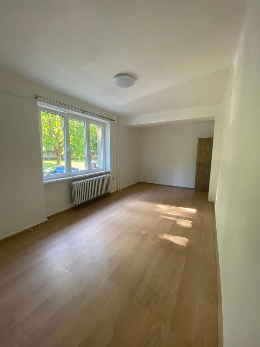 Prenájom bytu 2-izbový 50 m², Wolkerova, Lovosice, Ústecký kraj Prenájom bytu 2-izbový 50 m², Wolkerova, Lovosice, Ústecký kraj