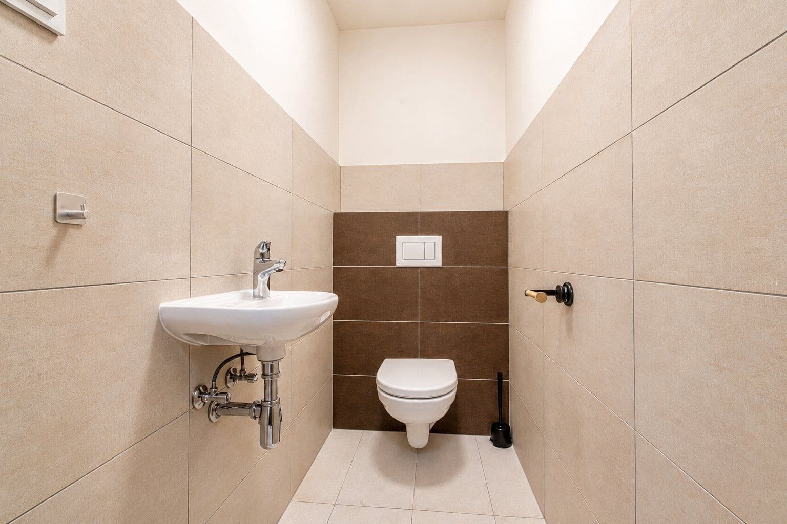 Prenájom bytu 3-izbový 66 m², Arnošta Staňka, Praha, Praha Prenájom bytu 3-izbový 66 m², Arnošta Staňka, Praha, Praha