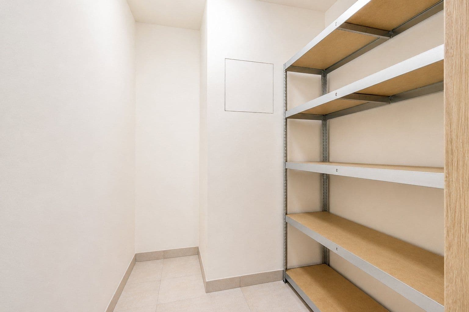 Prenájom bytu 3-izbový 66 m², Arnošta Staňka, Praha, Praha Prenájom bytu 3-izbový 66 m², Arnošta Staňka, Praha, Praha