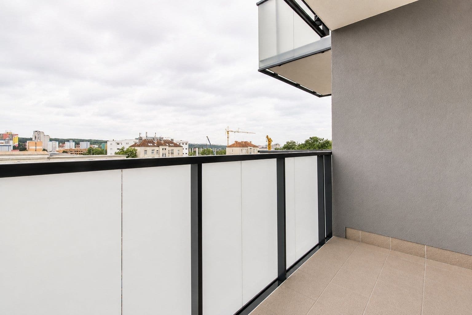 Prenájom bytu 3-izbový 66 m², Arnošta Staňka, Praha, Praha Prenájom bytu 3-izbový 66 m², Arnošta Staňka, Praha, Praha