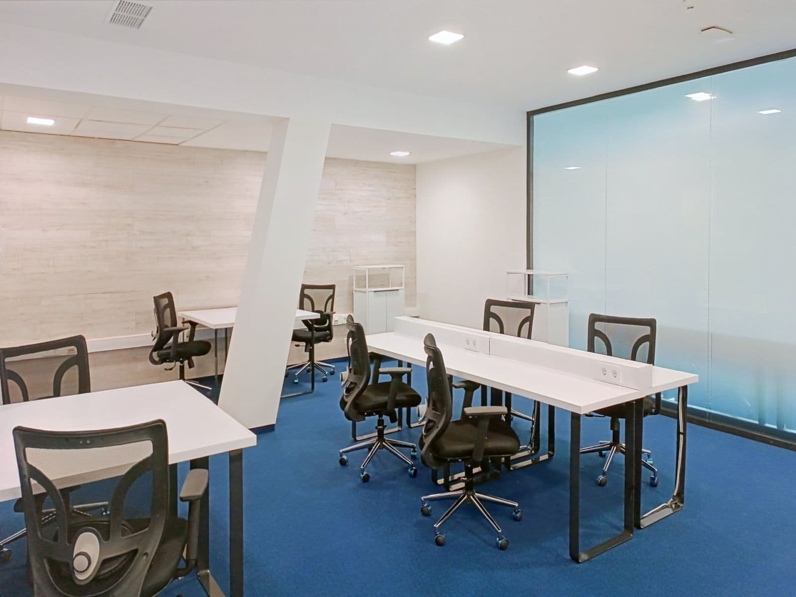 Prenájom kancelárie 30 m², Ždiarska, Nitra, Nitriansky kraj Prenájom kancelárie 30 m², Ždiarska, Nitra, Nitriansky kraj