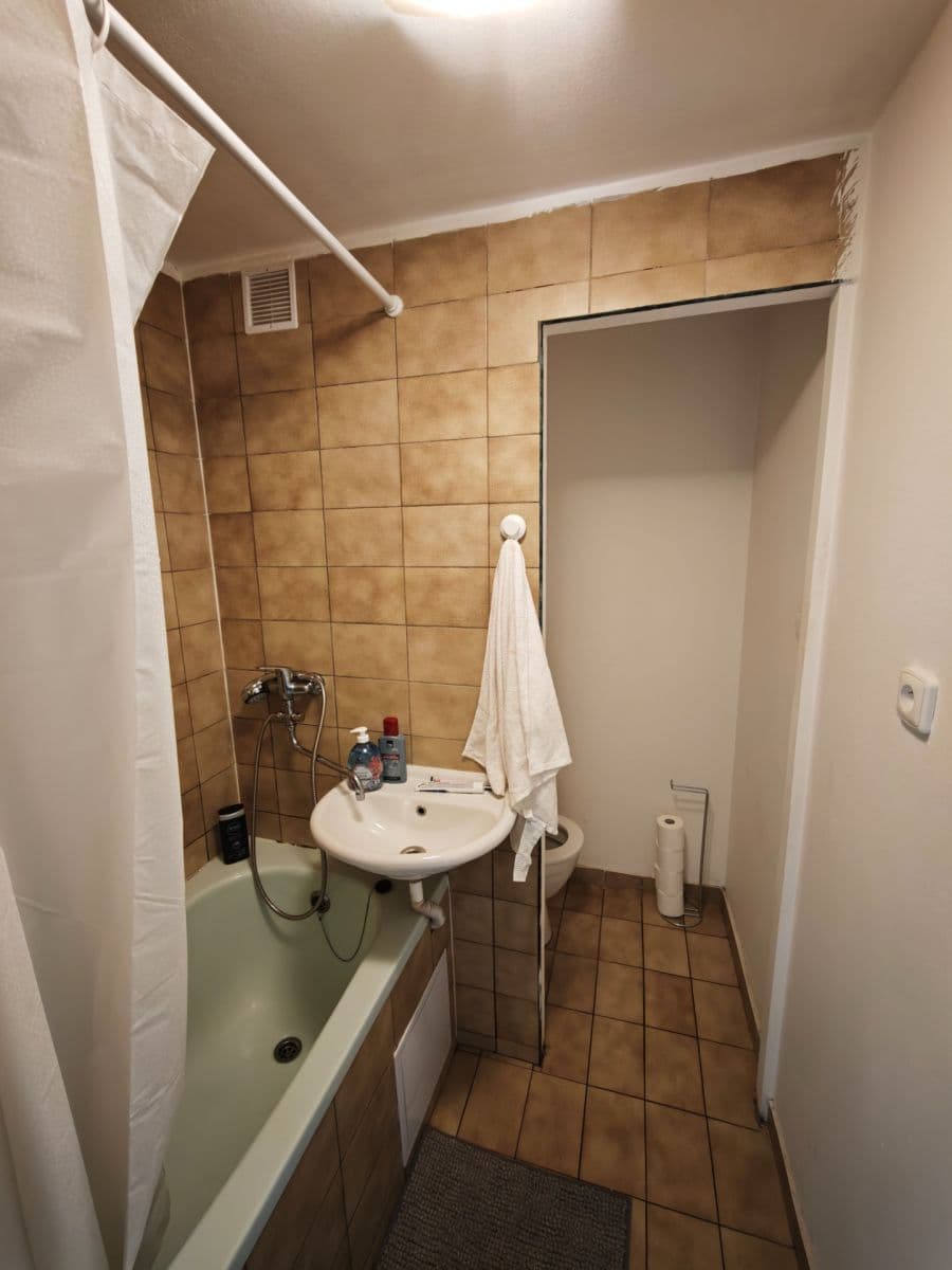 Predaj bytu 1-izbový 24 m², Bratislavská, Teplice, Ústecký kraj Predaj bytu 1-izbový 24 m², Bratislavská, Teplice, Ústecký kraj