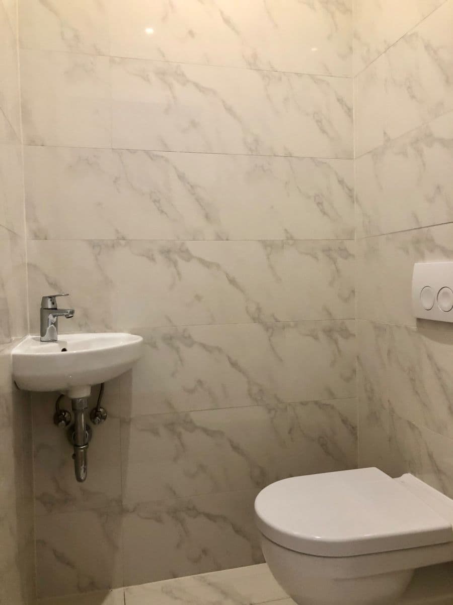 Prenájom bytu 3-izbový 75 m², Na Celné, Praha, Praha Prenájom bytu 3-izbový 75 m², Na Celné, Praha, Praha