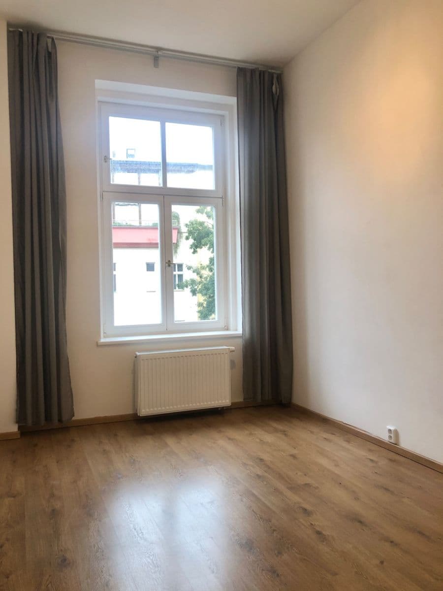 Prenájom bytu 3-izbový 75 m², Na Celné, Praha, Praha Prenájom bytu 3-izbový 75 m², Na Celné, Praha, Praha