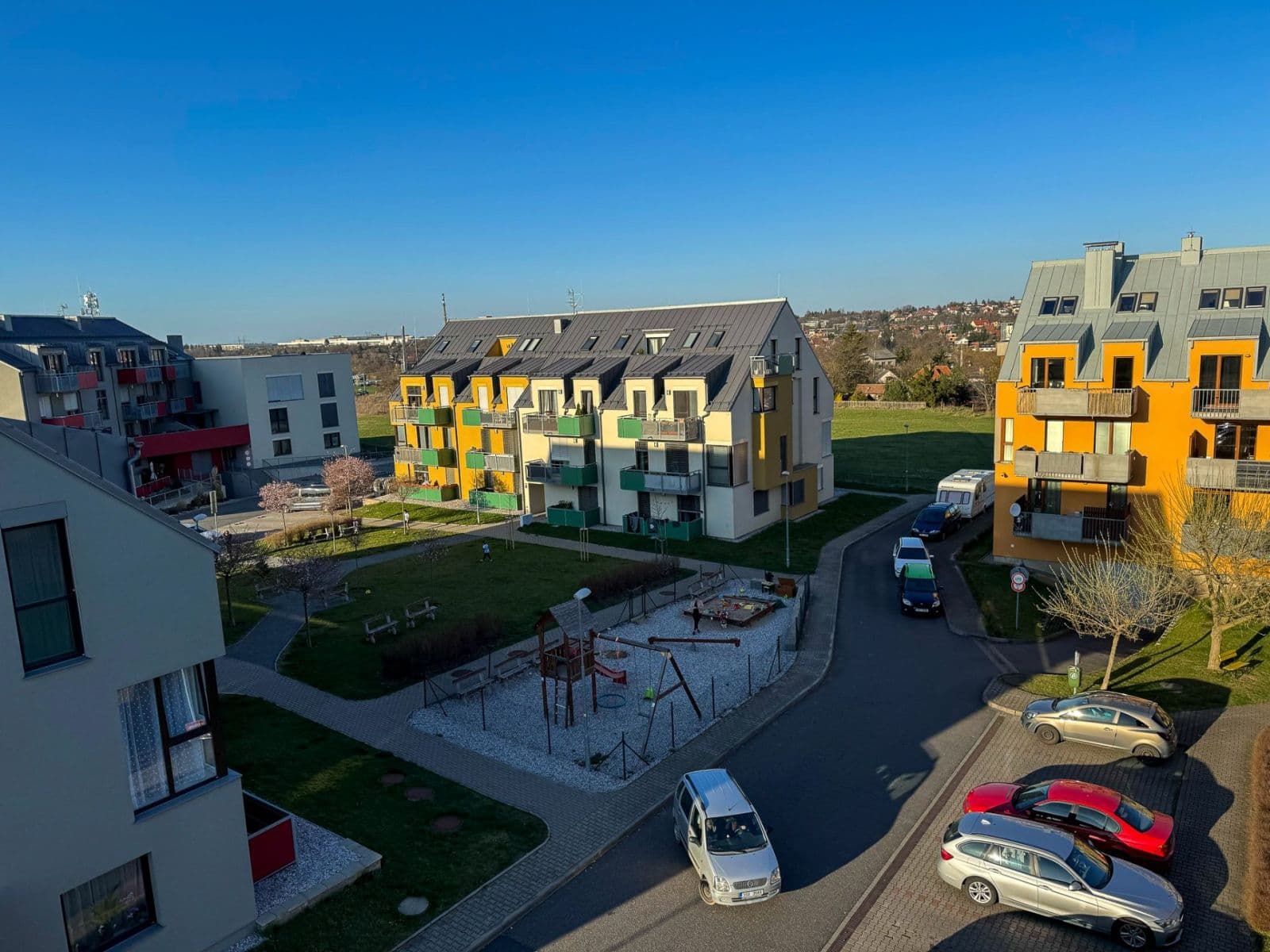 Predaj bytu 4-izbový 99 m², Na Výšině, Říčany, Středočeský kraj Predaj bytu 4-izbový 99 m², Na Výšině, Říčany, Středočeský kraj