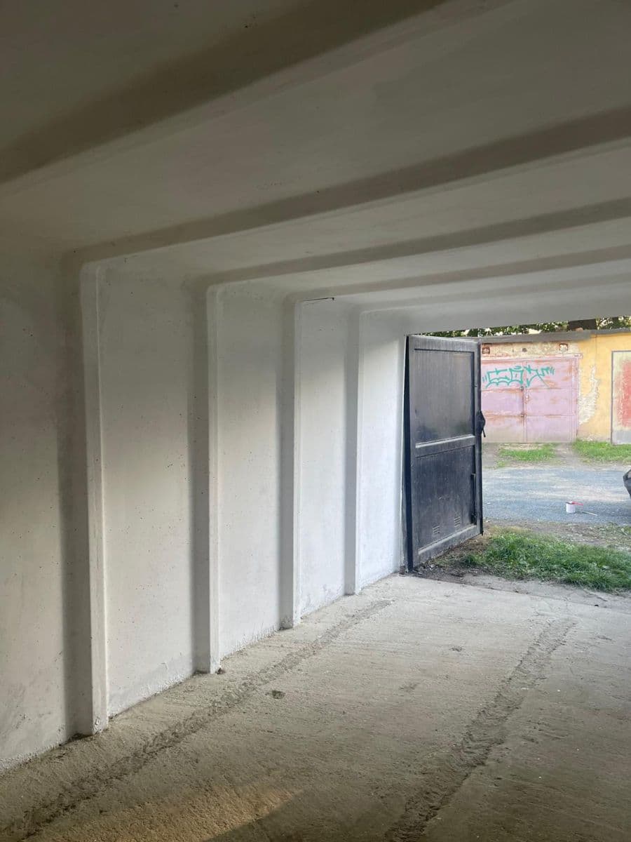 Predaj garáže 15 m², Brno, Jihomoravský kraj Predaj garáže 15 m², Brno, Jihomoravský kraj