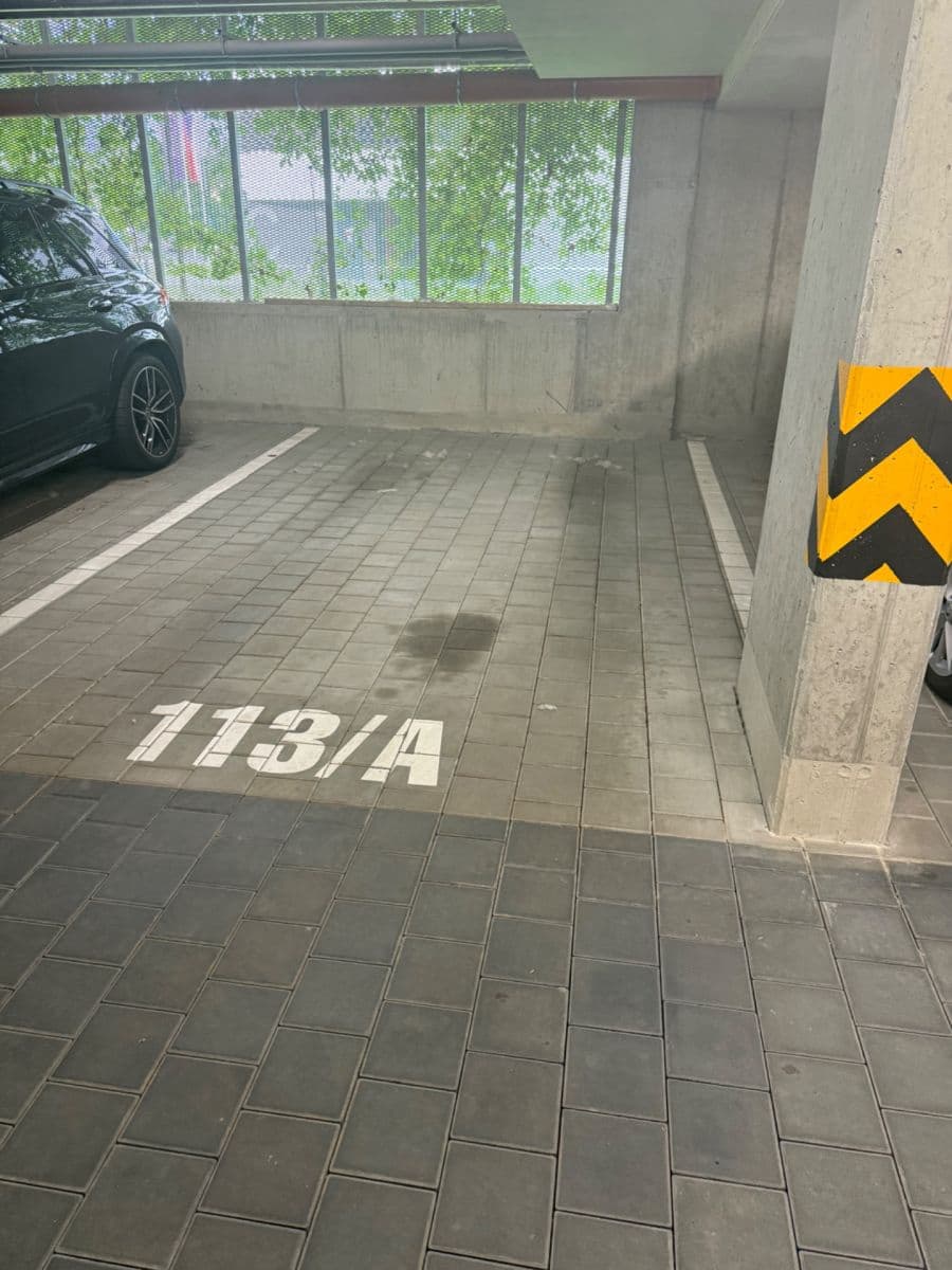 Prenájom garáže 18 m², Vyletalova, Praha, Praha Prenájom garáže 18 m², Vyletalova, Praha, Praha