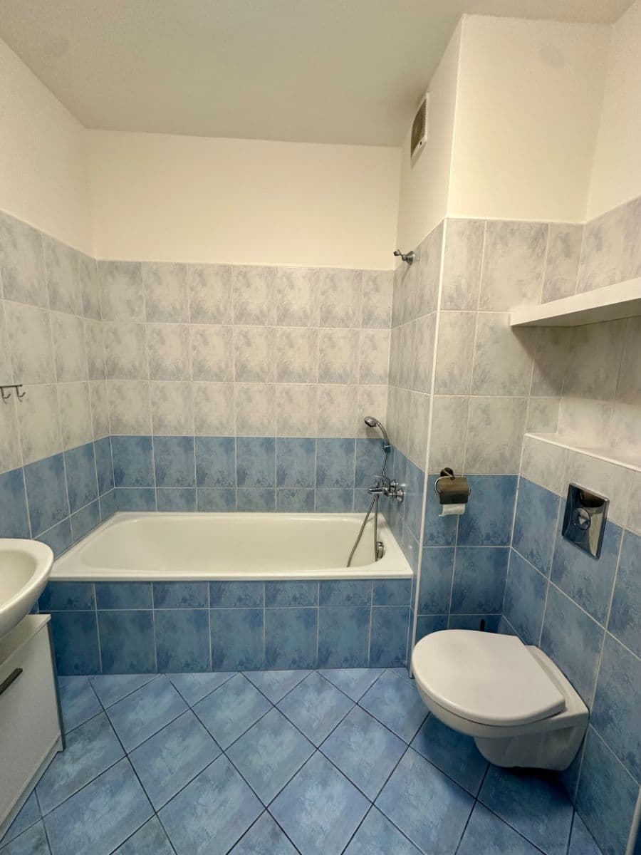 Predaj bytu 1-izbový 32 m², Pešlova, Praha, Praha Predaj bytu 1-izbový 32 m², Pešlova, Praha, Praha