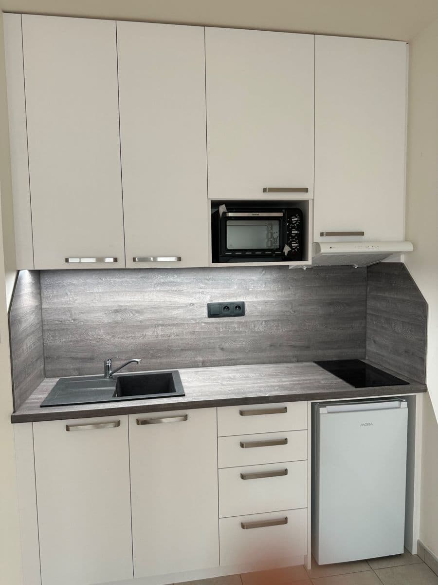 Predaj bytu 1-izbový 32 m², Pešlova, Praha, Praha Predaj bytu 1-izbový 32 m², Pešlova, Praha, Praha