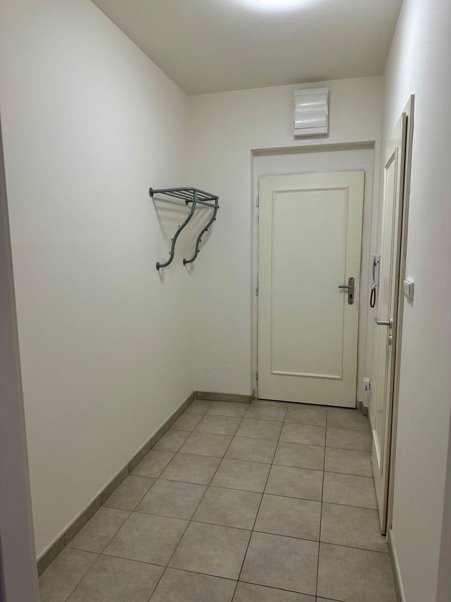 Predaj bytu 1-izbový 32 m², Pešlova, Praha, Praha Predaj bytu 1-izbový 32 m², Pešlova, Praha, Praha