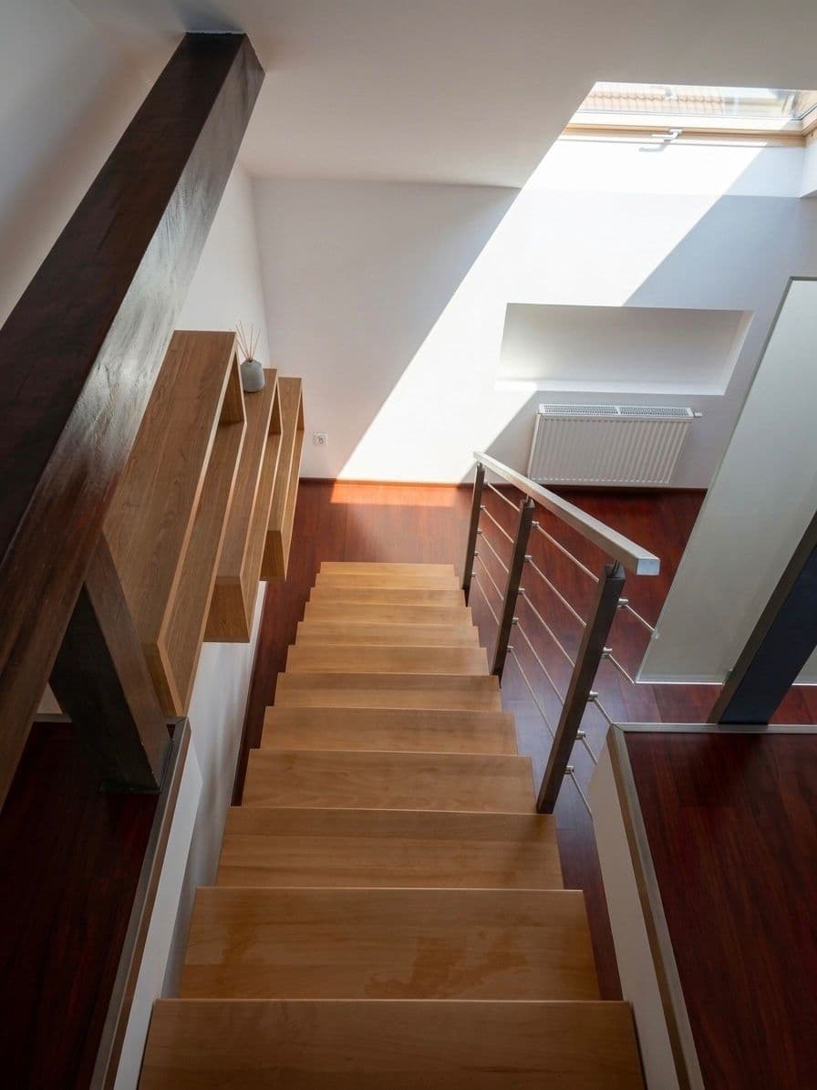 Prenájom bytu 1-izbový 70 m², Hybešova, Brno, Jihomoravský kraj Prenájom bytu 1-izbový 70 m², Hybešova, Brno, Jihomoravský kraj