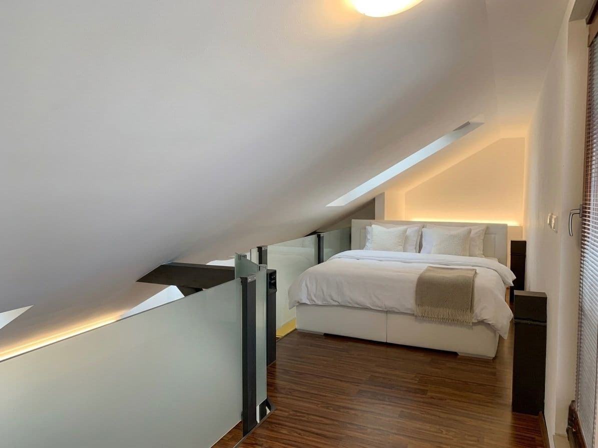 Prenájom bytu 1-izbový 70 m², Hybešova, Brno, Jihomoravský kraj Prenájom bytu 1-izbový 70 m², Hybešova, Brno, Jihomoravský kraj