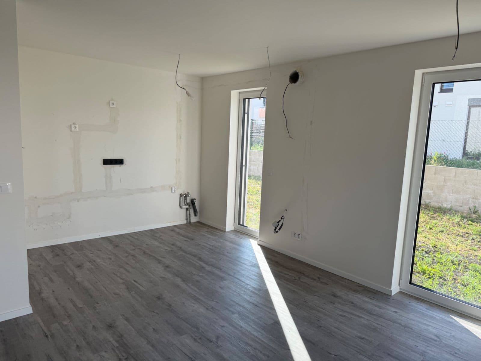 Prenájom domu 136 m², pozemek 420 m², Emy Destinové, Jinočany, Středočeský kraj Prenájom domu 136 m², pozemek 420 m², Emy Destinové, Jinočany, Středočeský kraj