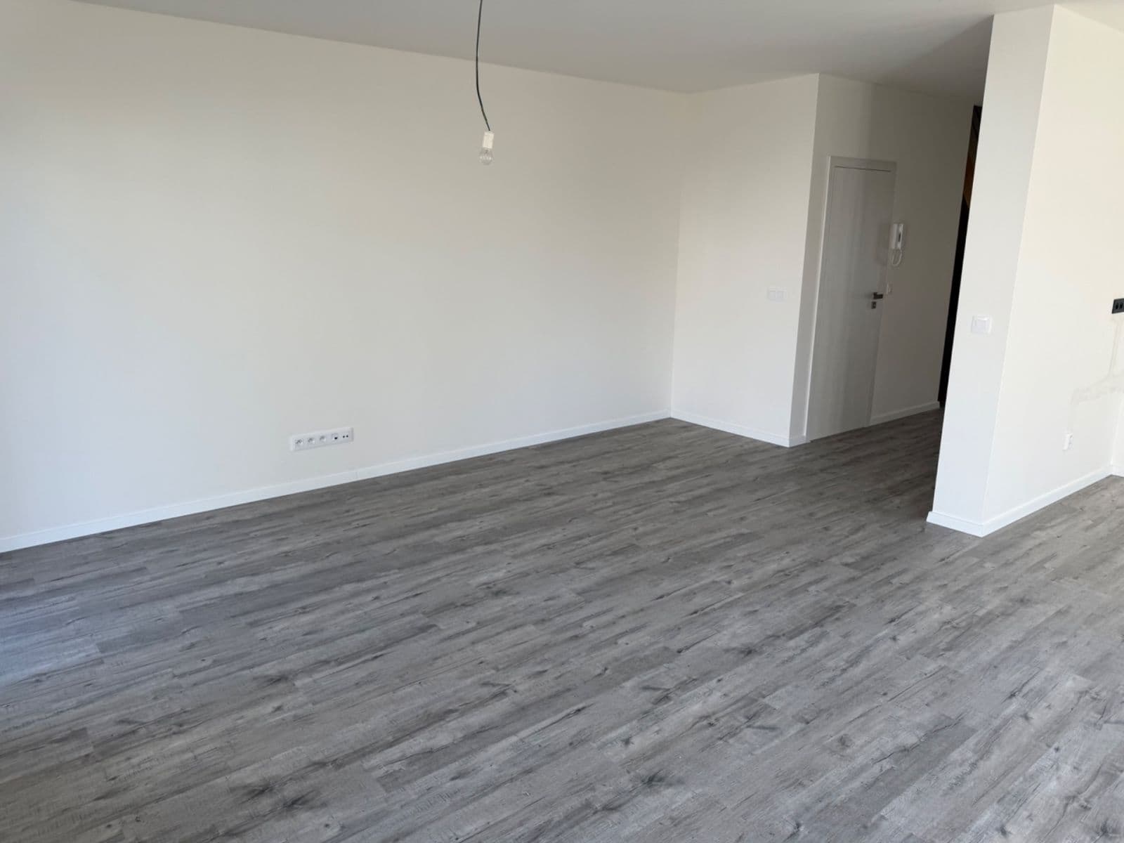 Prenájom domu 136 m², pozemek 420 m², Emy Destinové, Jinočany, Středočeský kraj Prenájom domu 136 m², pozemek 420 m², Emy Destinové, Jinočany, Středočeský kraj
