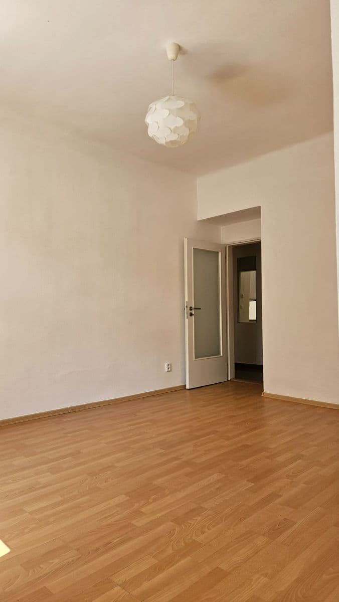 Prenájom bytu 2-izbový 42 m², Horní, Praha, Praha Prenájom bytu 2-izbový 42 m², Horní, Praha, Praha