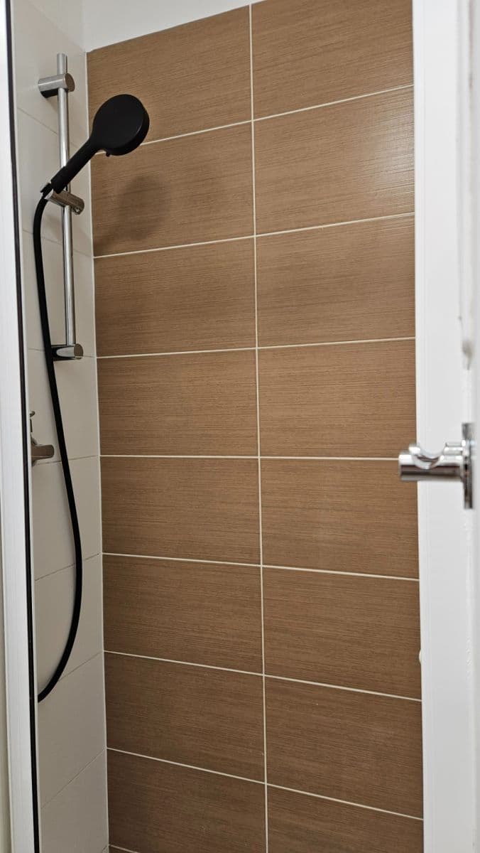Prenájom bytu 2-izbový 42 m², Horní, Praha, Praha Prenájom bytu 2-izbový 42 m², Horní, Praha, Praha