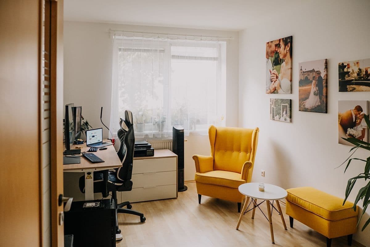 Predaj bytu 3-izbový 122 m², U Hostavického potoka, Praha, Praha Predaj bytu 3-izbový 122 m², U Hostavického potoka, Praha, Praha