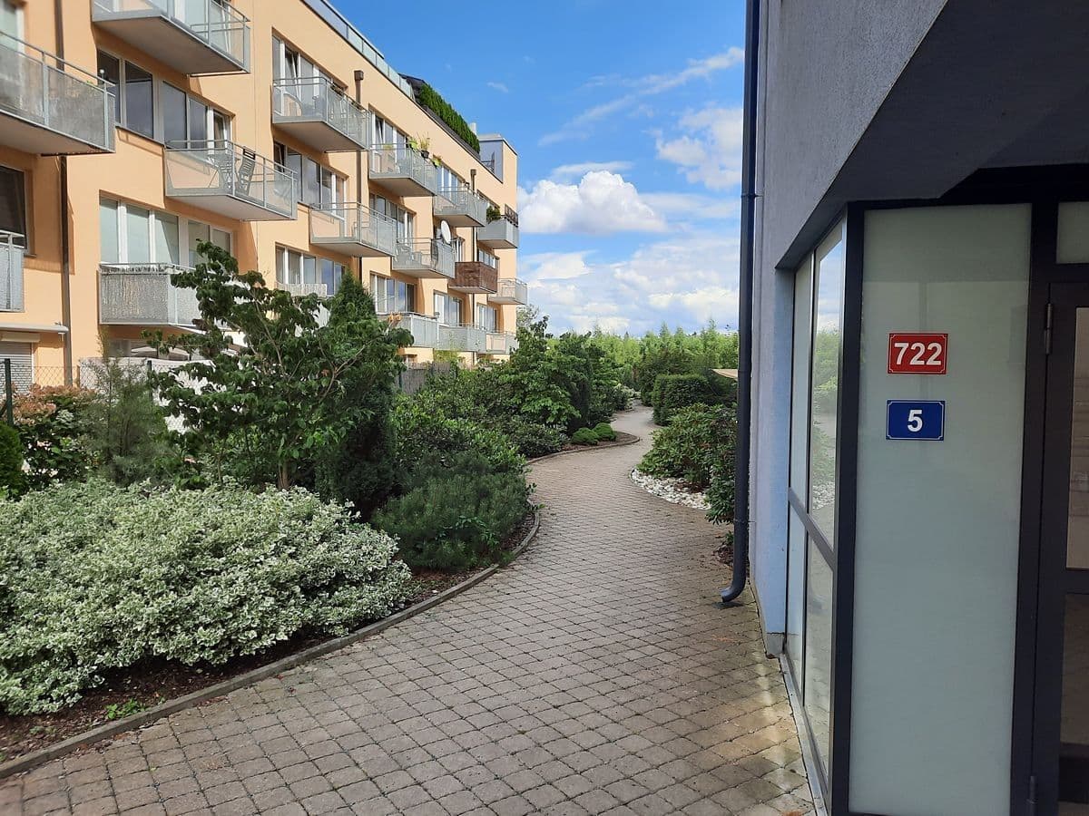 Predaj bytu 3-izbový 122 m², U Hostavického potoka, Praha, Praha Predaj bytu 3-izbový 122 m², U Hostavického potoka, Praha, Praha