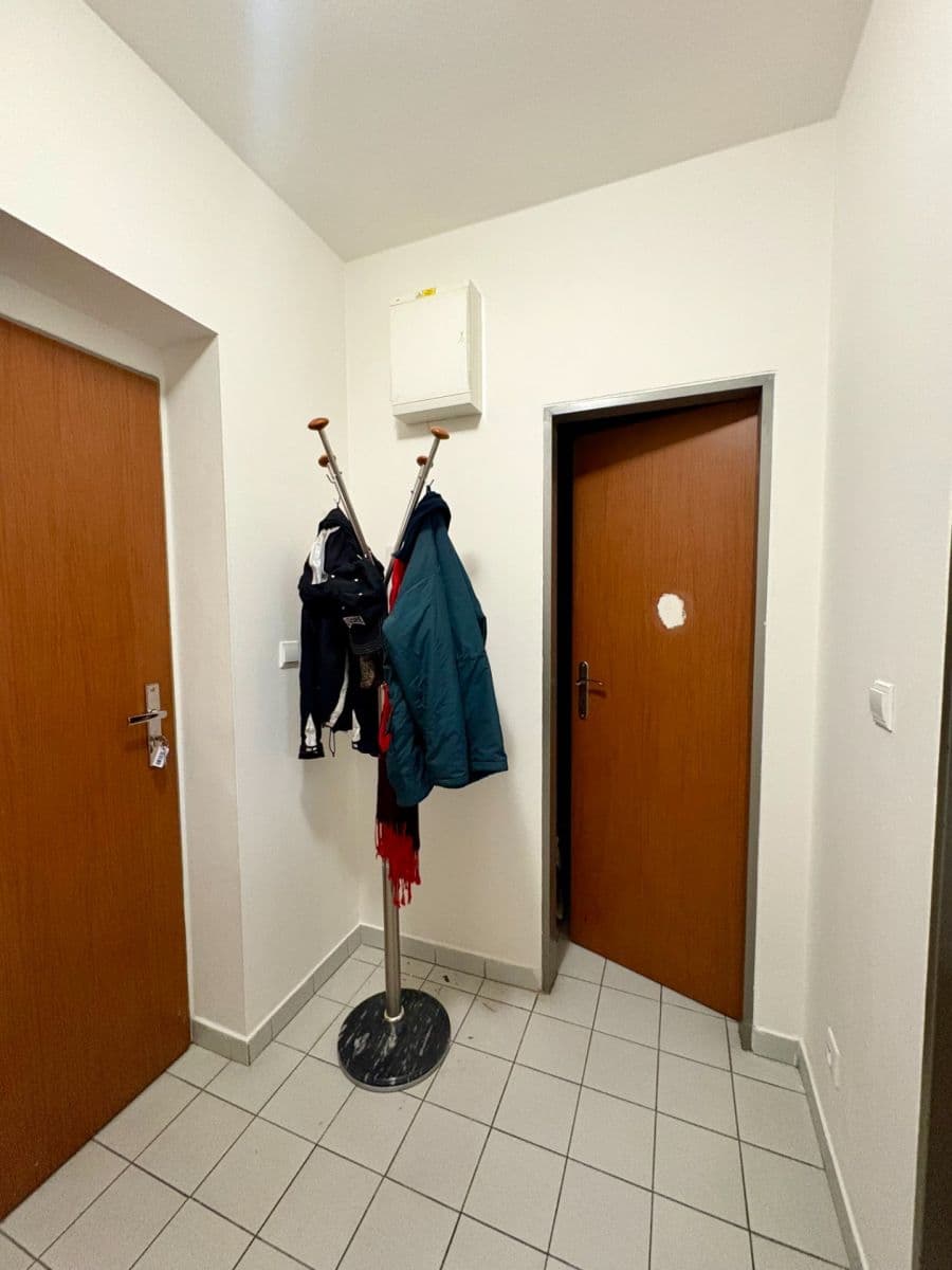 Prenájom bytu 1-izbový 34 m², Na Kopečku, Praha, Praha Prenájom bytu 1-izbový 34 m², Na Kopečku, Praha, Praha