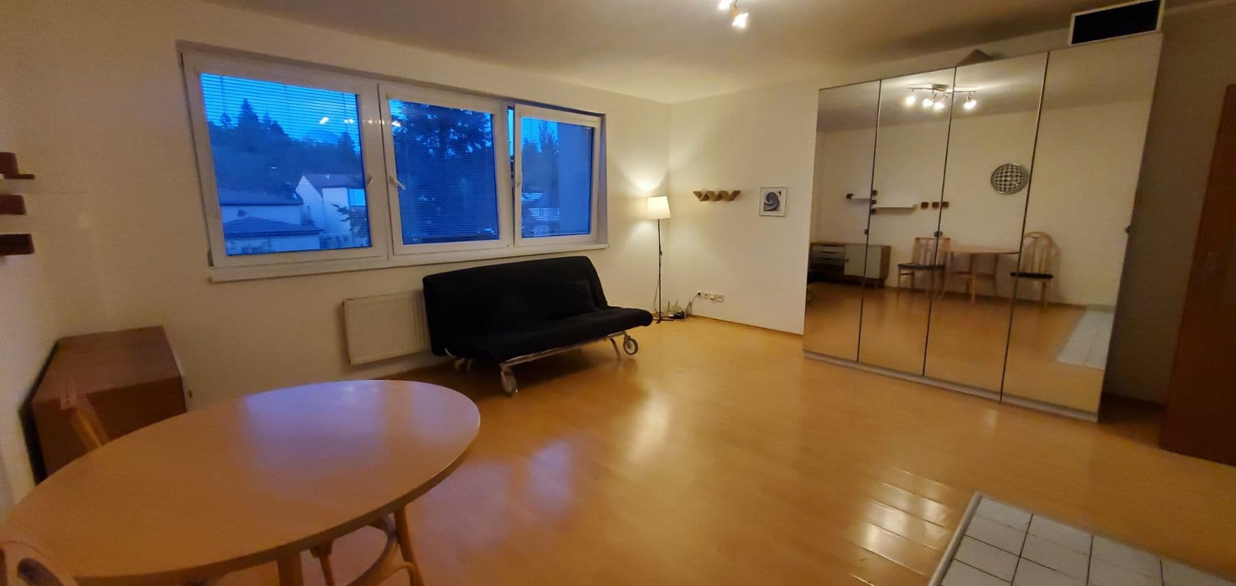 Prenájom bytu 1-izbový 34 m², Na Kopečku, Praha, Praha Prenájom bytu 1-izbový 34 m², Na Kopečku, Praha, Praha