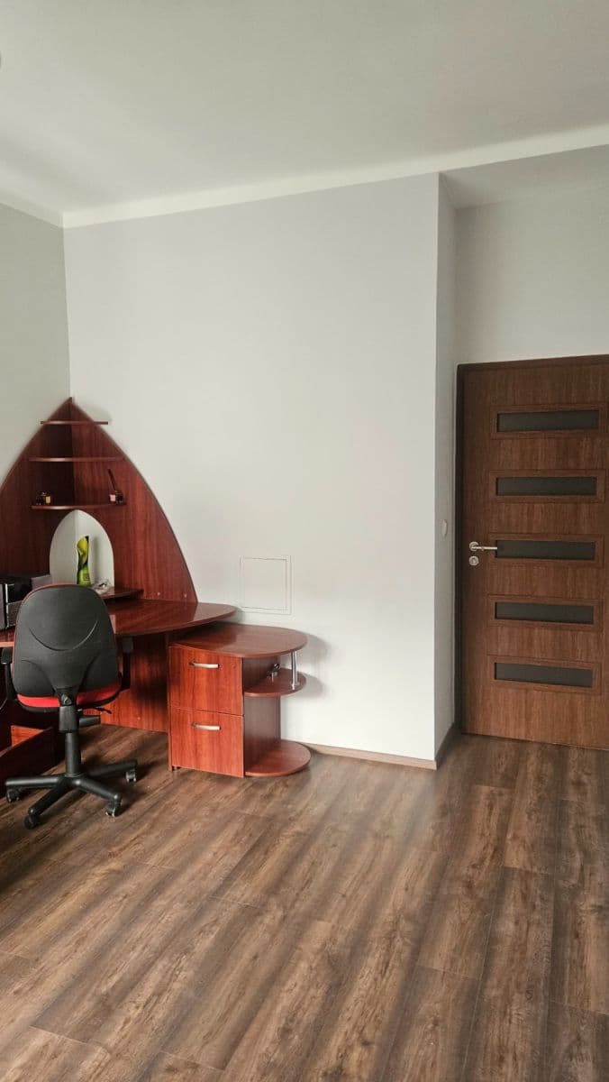 Prenájom bytu 3-izbový 72 m², 5. května, Praha, Praha Prenájom bytu 3-izbový 72 m², 5. května, Praha, Praha