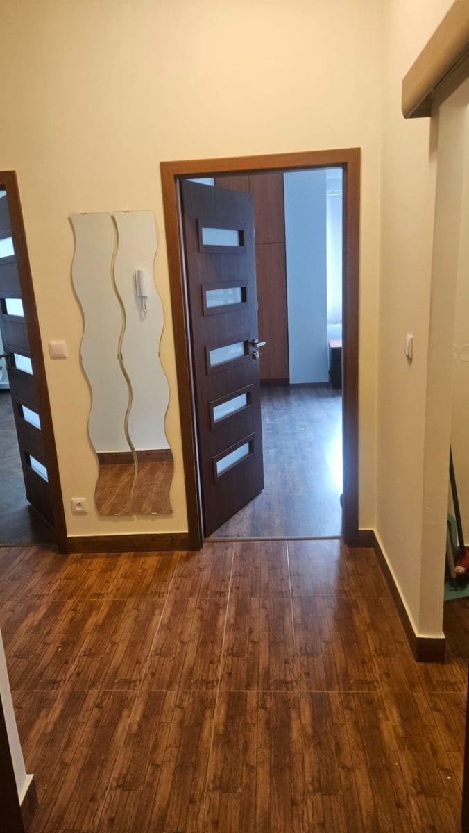 Prenájom bytu 3-izbový 72 m², 5. května, Praha, Praha Prenájom bytu 3-izbový 72 m², 5. května, Praha, Praha