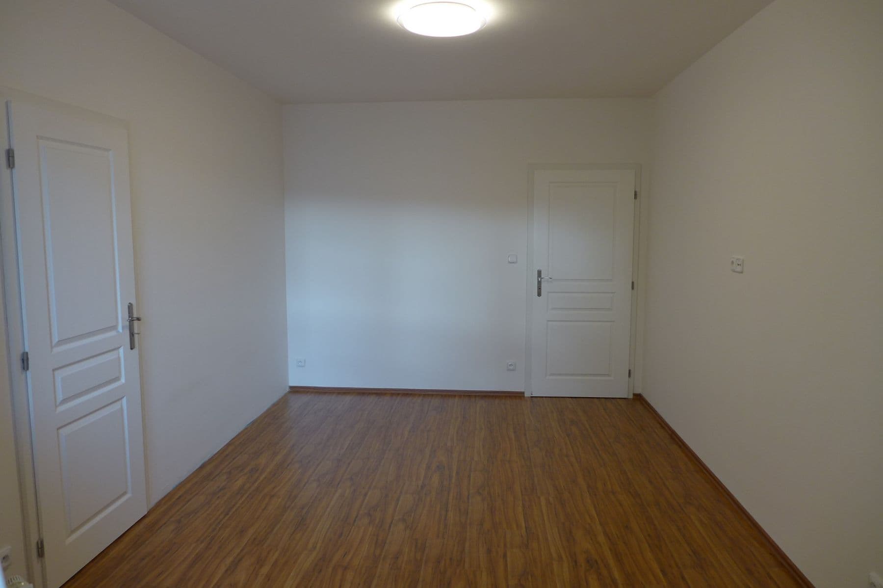 Prenájom bytu 2-izbový 82 m², Na Harfě, Praha, Praha Prenájom bytu 2-izbový 82 m², Na Harfě, Praha, Praha