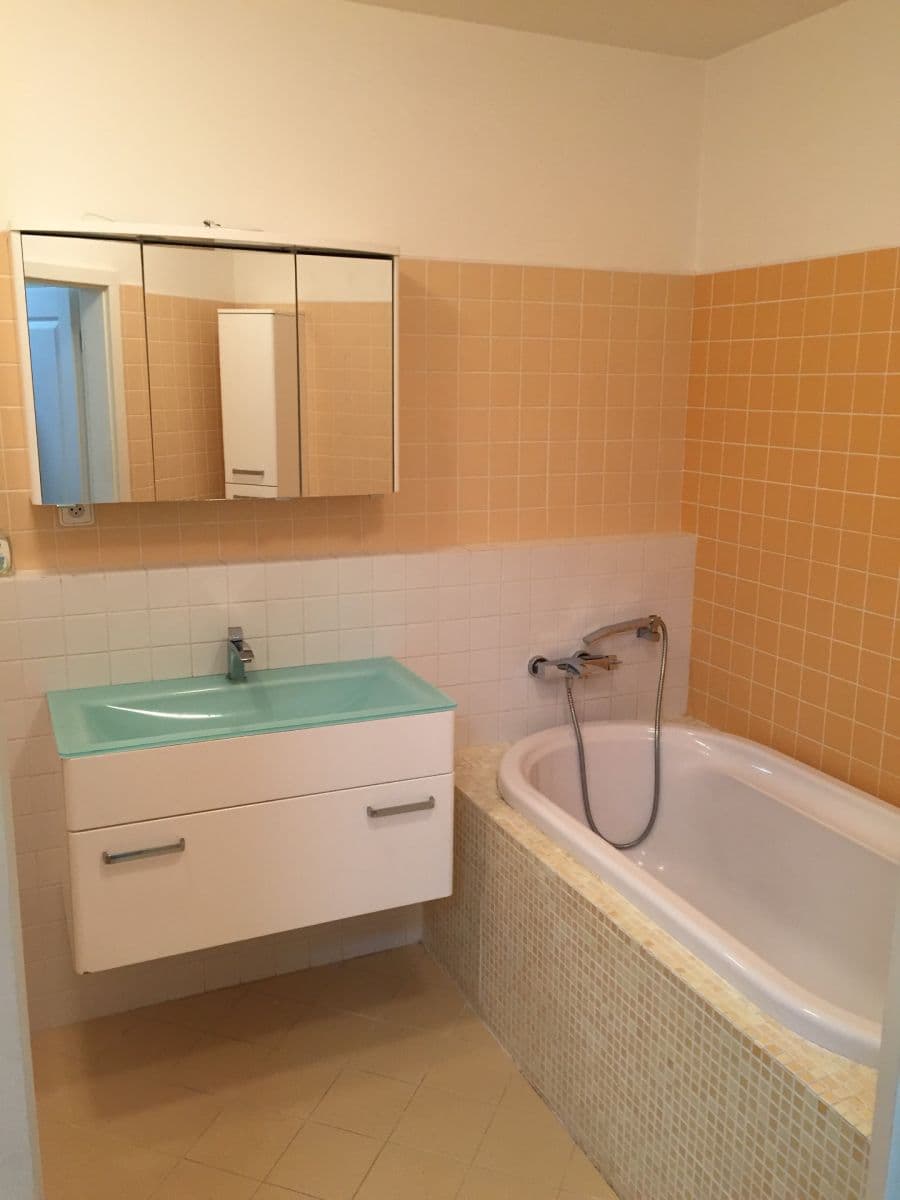 Prenájom bytu 2-izbový 82 m², Na Harfě, Praha, Praha Prenájom bytu 2-izbový 82 m², Na Harfě, Praha, Praha