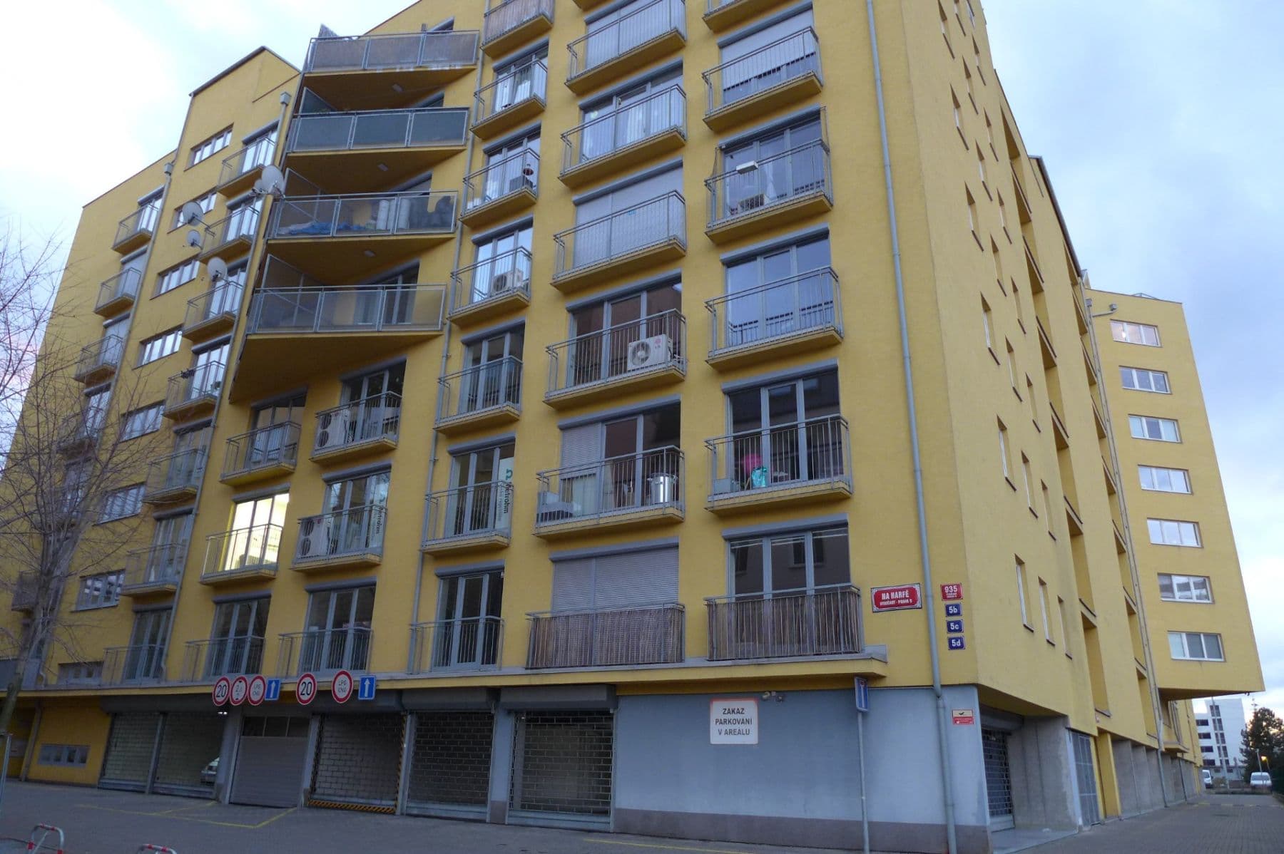 Prenájom bytu 2-izbový 82 m², Na Harfě, Praha, Praha Prenájom bytu 2-izbový 82 m², Na Harfě, Praha, Praha