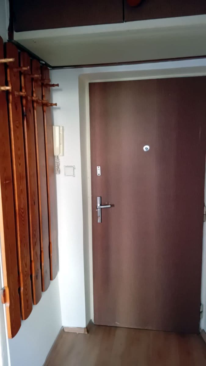 Prenájom bytu 2-izbový 52 m², Káranská, Praha, Praha Prenájom bytu 2-izbový 52 m², Káranská, Praha, Praha