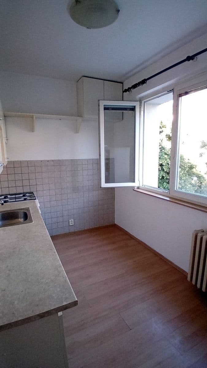 Prenájom bytu 2-izbový 52 m², Káranská, Praha, Praha Prenájom bytu 2-izbový 52 m², Káranská, Praha, Praha