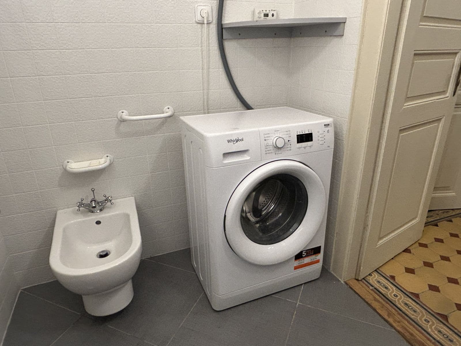Prenájom bytu 57 m², Lužická, Praha, Praha Prenájom bytu 57 m², Lužická, Praha, Praha