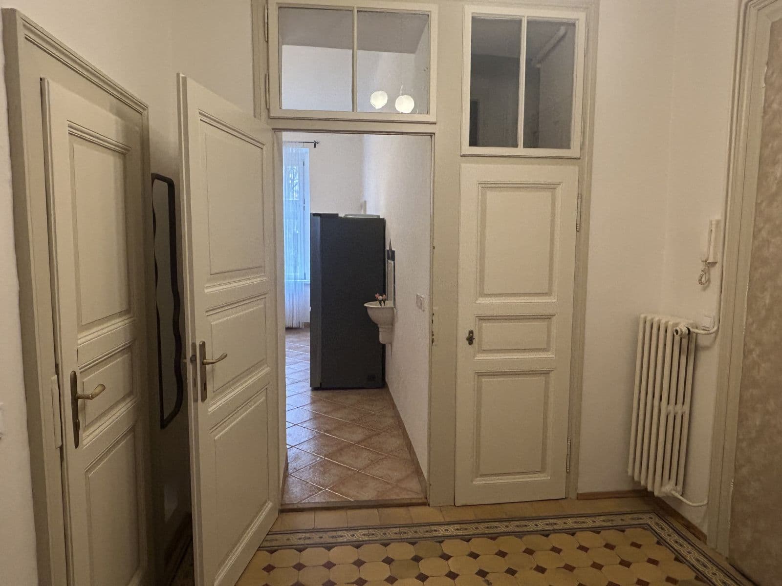 Prenájom bytu 57 m², Lužická, Praha, Praha Prenájom bytu 57 m², Lužická, Praha, Praha