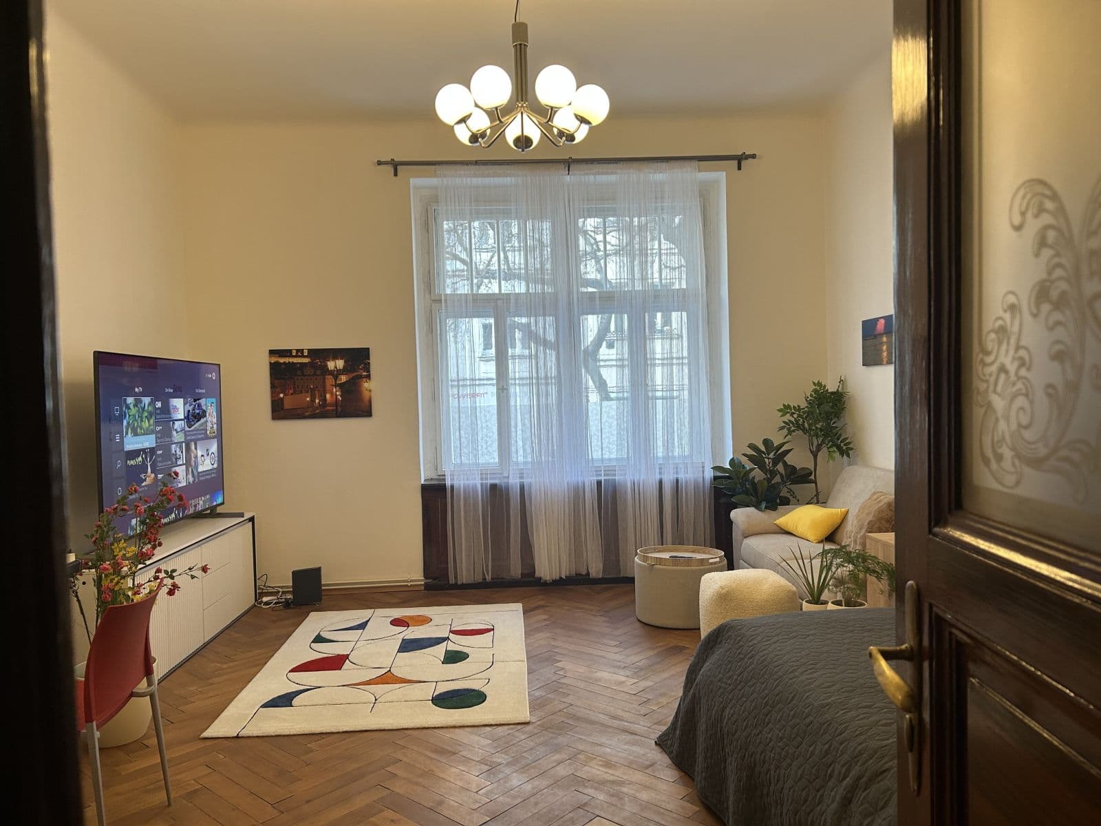 Prenájom bytu 57 m², Lužická, Praha, Praha Prenájom bytu 57 m², Lužická, Praha, Praha